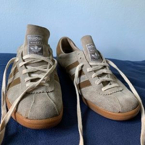 Super vintage adidas riviera sneakers
